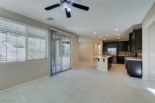 Foto del edificio - 2549 Sable Ridge St