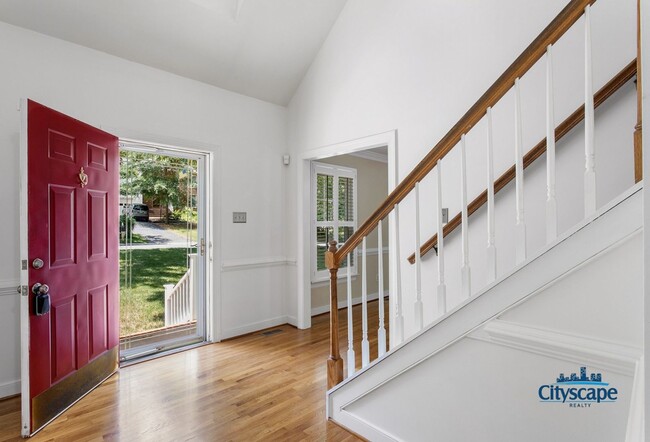 Foto del edificio - WONDERFUL WOODLAKE HOME WITH 1ST FLOOR BED...