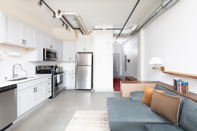 Foto del edificio - 1009 W Juneau Ave