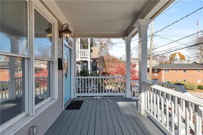 Building Photo - 224 Lampkin St NE