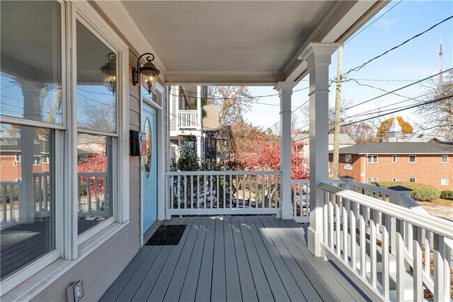 Foto del edificio - 224 Lampkin St NE