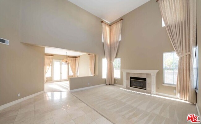 Foto del edificio - 1841 S Floyd Ct