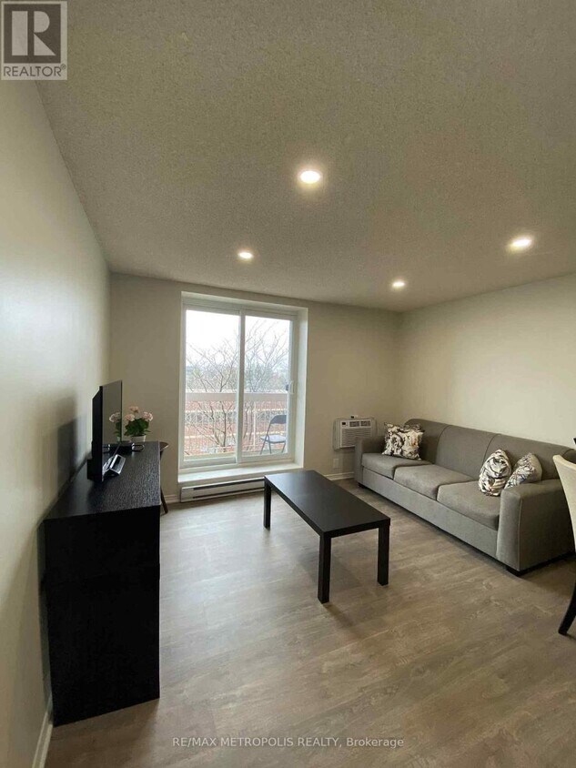 Photo principale - 626-626 First St