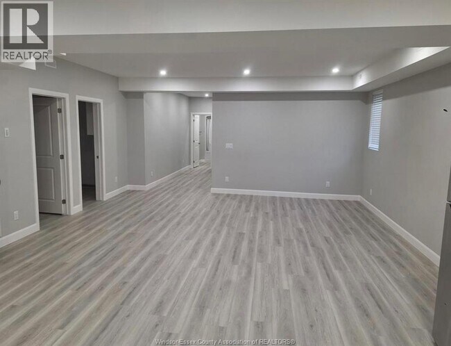 Photo du bâtiment - 1479 Westcott Rd