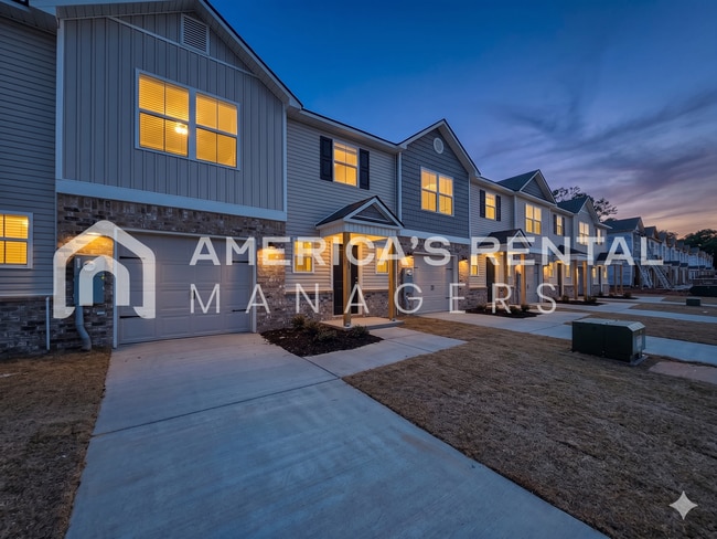 Building Photo - New Construction! Spacious Dual Level Townhome with Attached Garage for Rent in Decatur, AL!