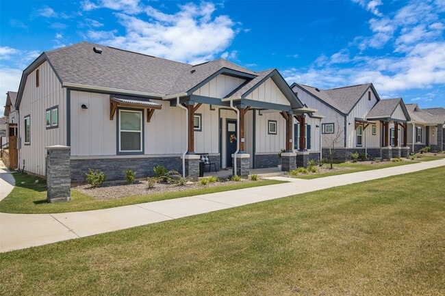 Building Photo - 7265 Borland Dr