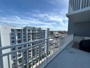 60 NW 37th Ave