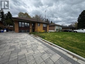 Building Photo - 83 Sussex Ave