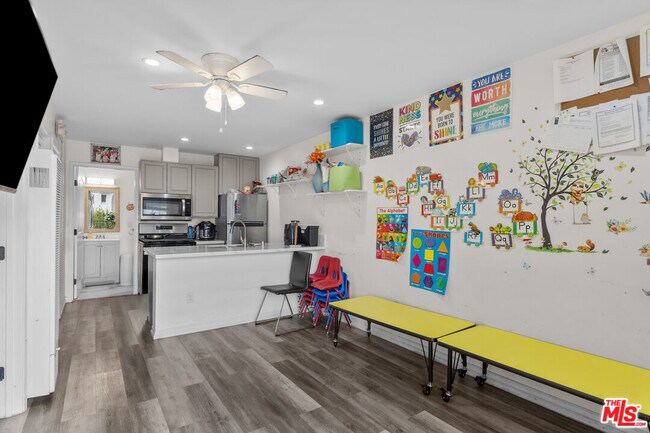 Foto del edificio - 2610-2614 7th Ave