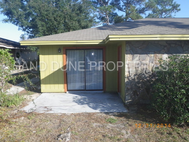 Building Photo - 1610 #1 Greenbriar Pkwy, Gulf Breeze