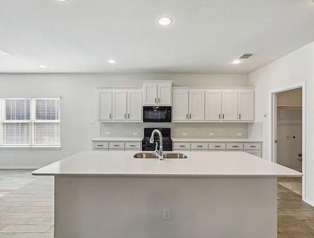 Foto del edificio - 1908 Shiloh Mews