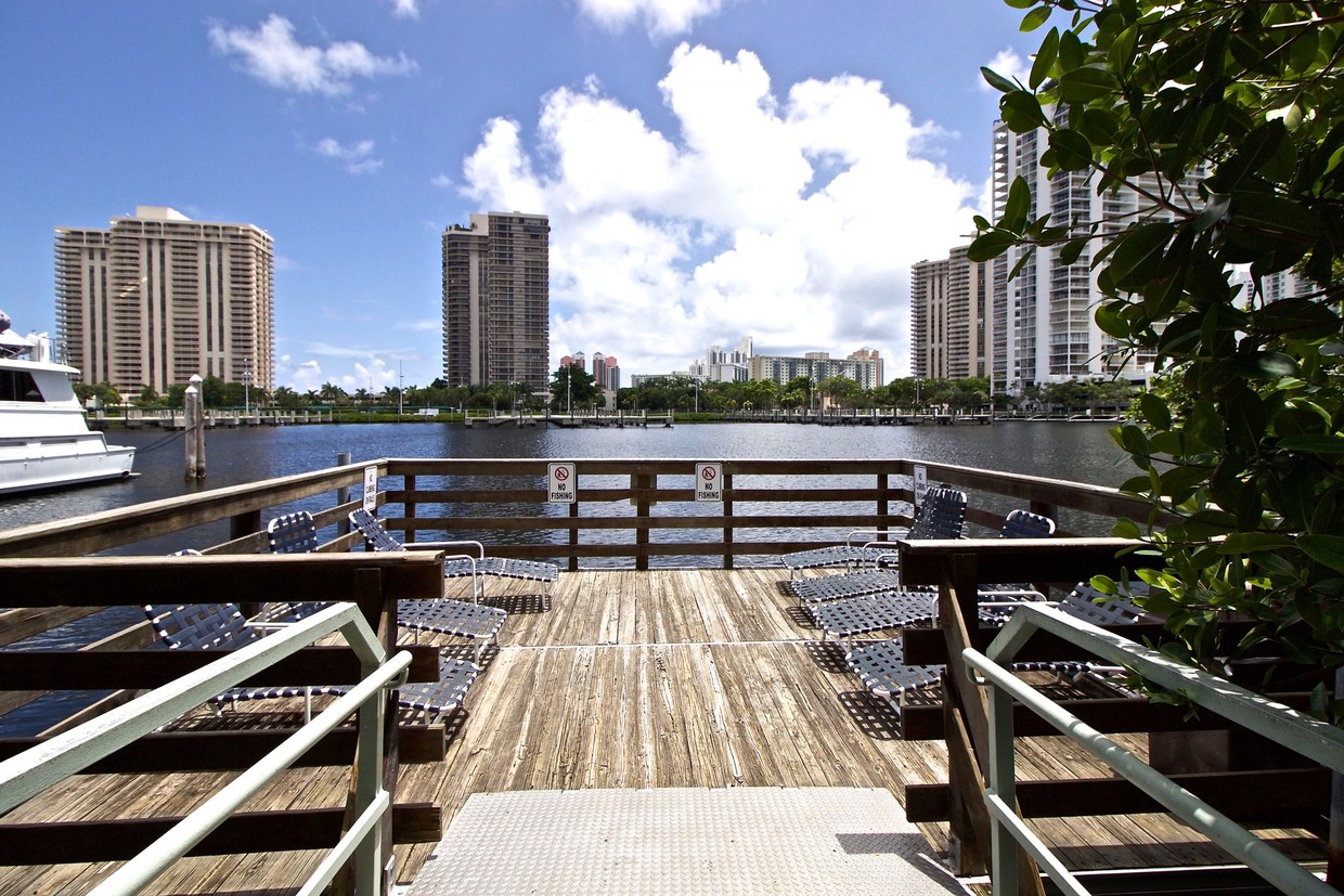 Primary Photo - Aventura Yacht Club