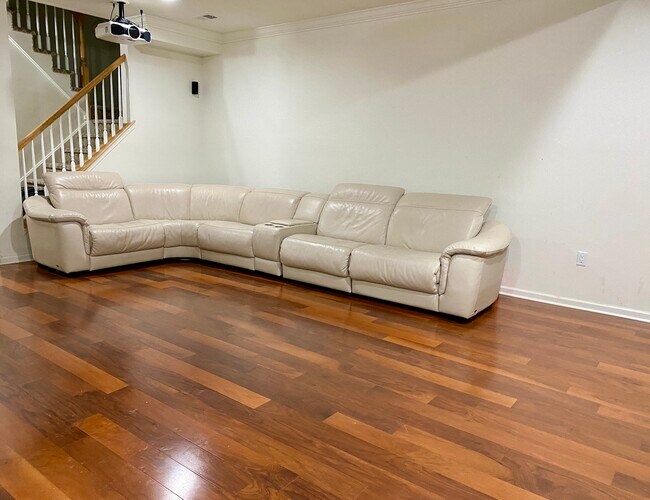 Foto del edificio - 57 Morgan Way