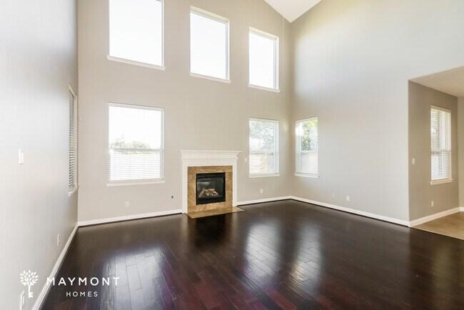 Foto del edificio - 3315 Clover Trace Dr