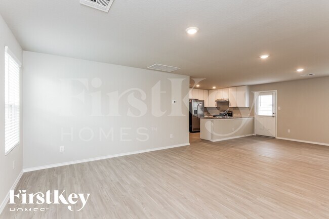 Building Photo - 6432 Cotton Ridge