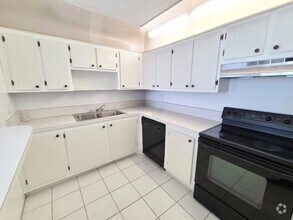 Building Photo - 14850 Naranja Lakes Blvd