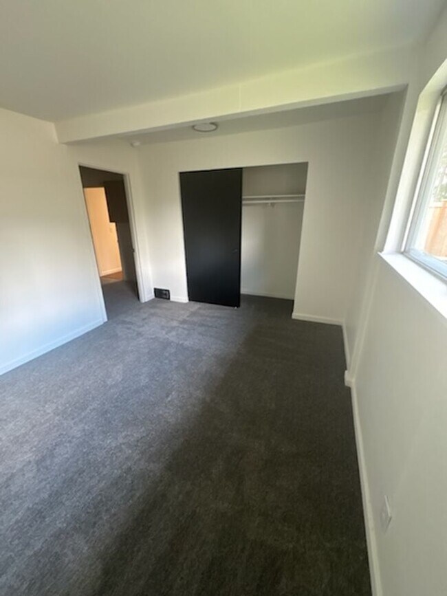 Foto del edificio - 1511 N Harmon St