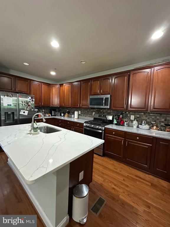 Building Photo - 8486 Pamela Way