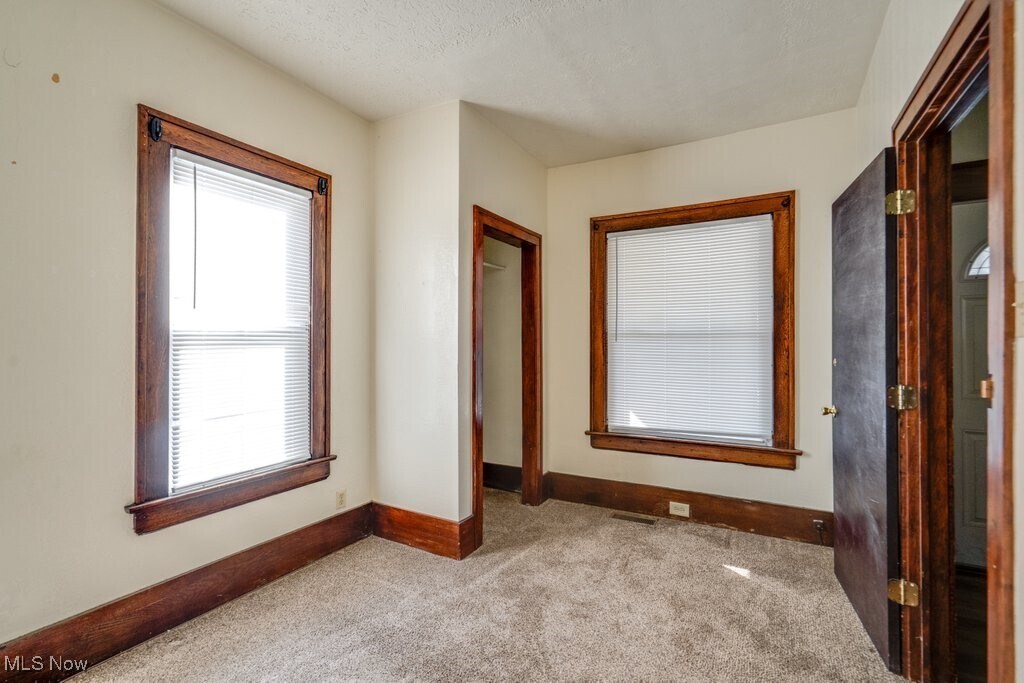 309 Power St Akron, OH 44311 – photo 4