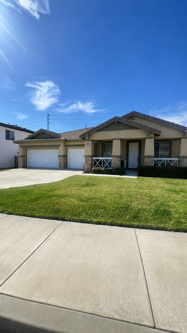 Building Photo - 6825 Rio Grande Dr