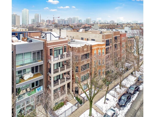 Building Photo - 3541 N Reta Ave