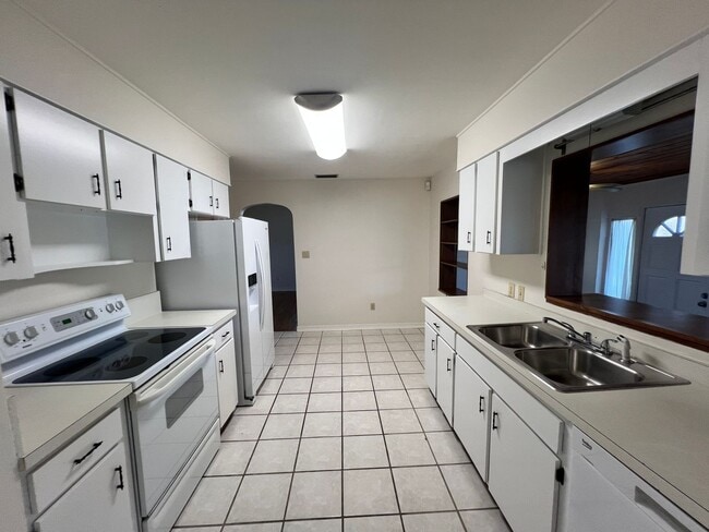 Foto del edificio - 1009 Clearview Ave
