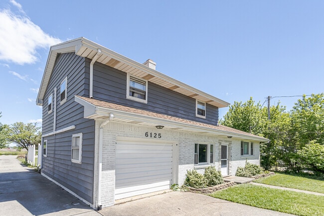 Building Photo - 6125 Seaman Rd