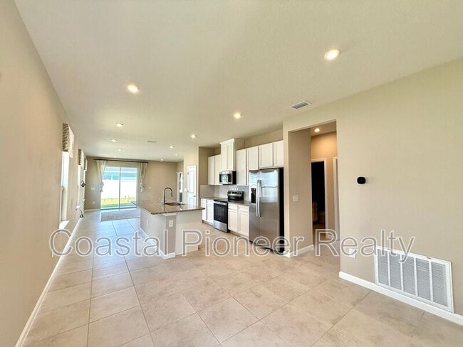 Building Photo - 2467 White Ladyfish Rd