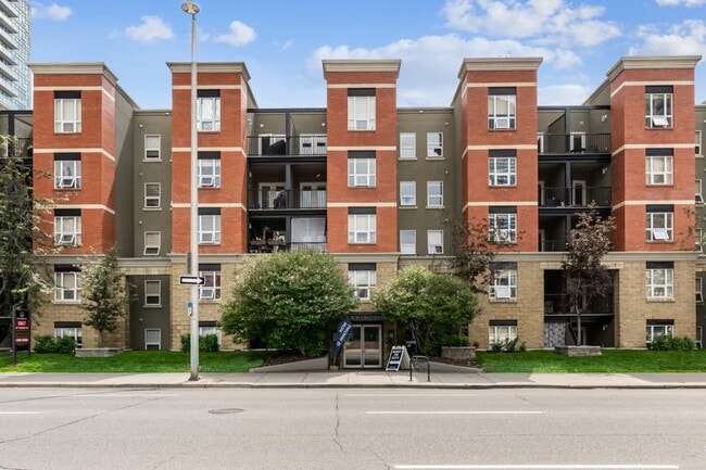 Photo - The Carrington Apartment