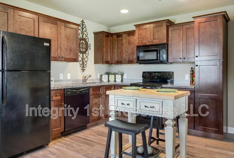 Foto principal - 10510 Clubhouse Dr