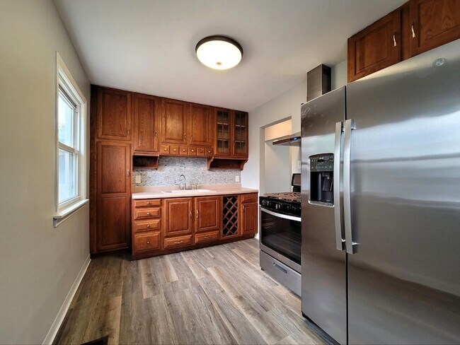 Foto del edificio - 2716 White Oak Ave
