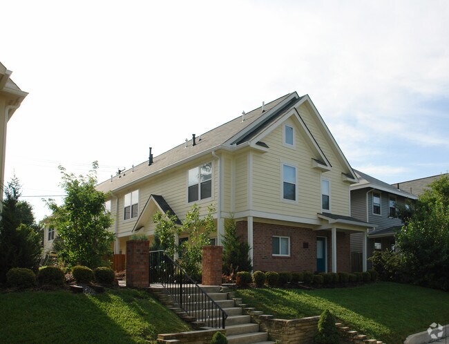 Building Photo - 1104 Perry St