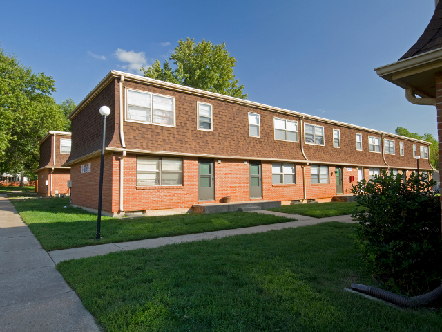 Foto del edificio - Oakwood Townhomes