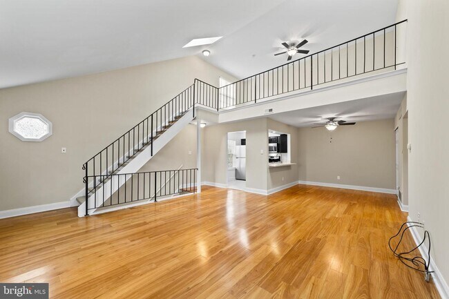 Foto del edificio - 722 Sedgewick Ct