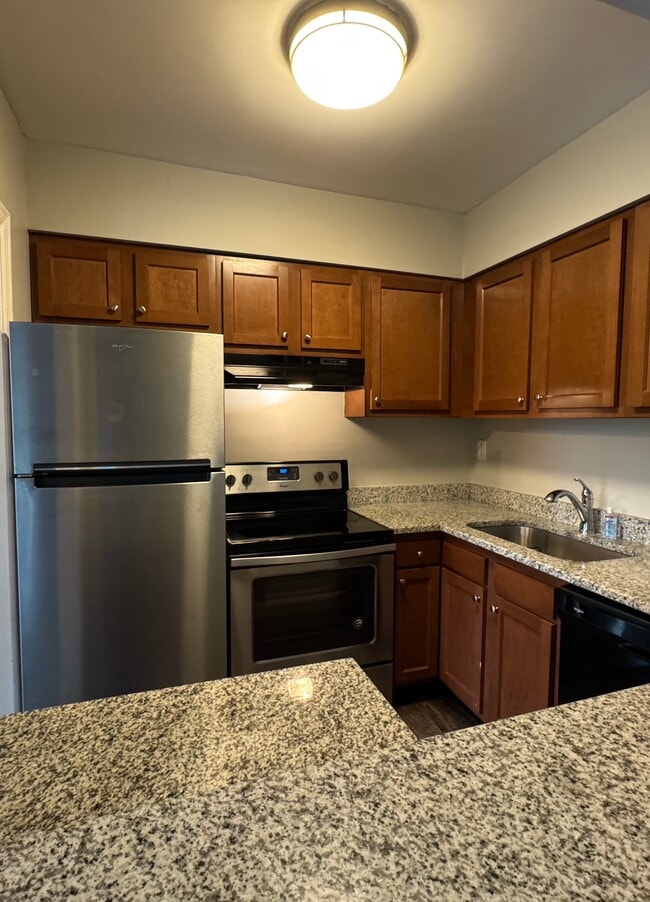 The Charlotte - The Charlotte Apartment