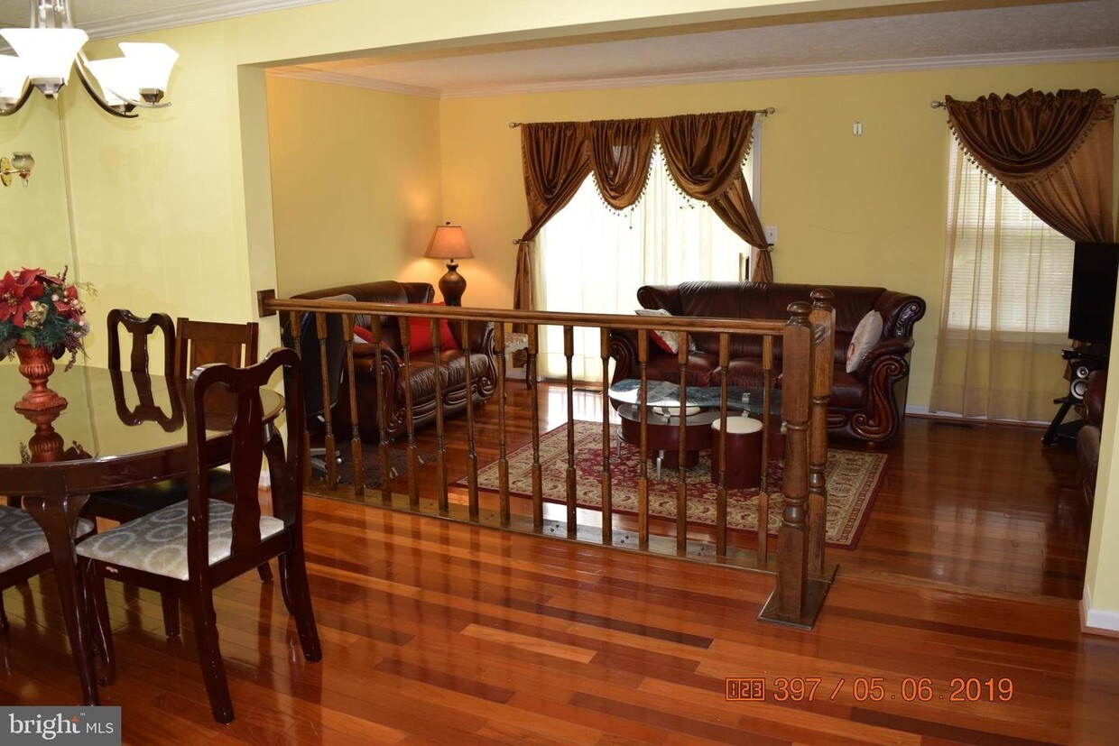 Primary Photo - 14303 Bald Hill Ct