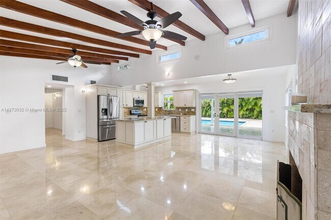 Building Photo - 8030 SW 120th St