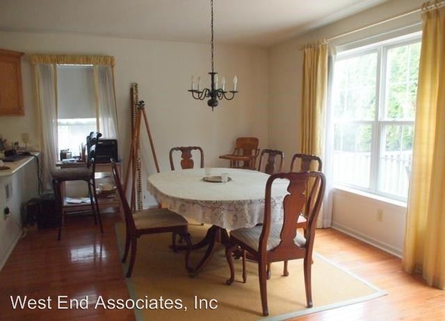 Building Photo - 3 br, 2.5 bath House - 1059 Arch St