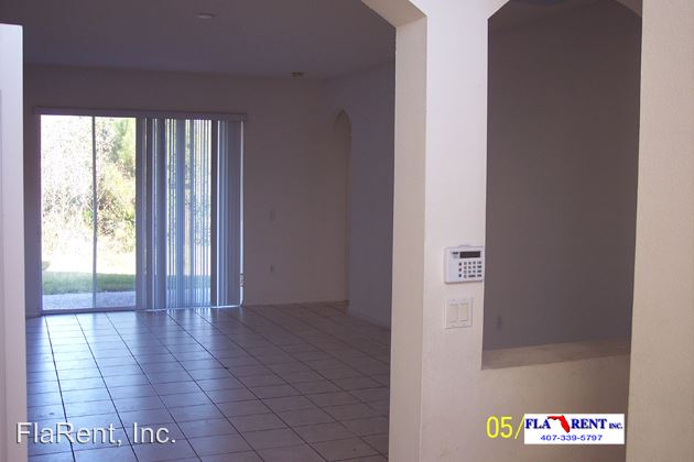 Building Photo - 9409 Candice Ct