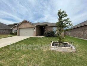 Building Photo - 1712 Vermilion Ln
