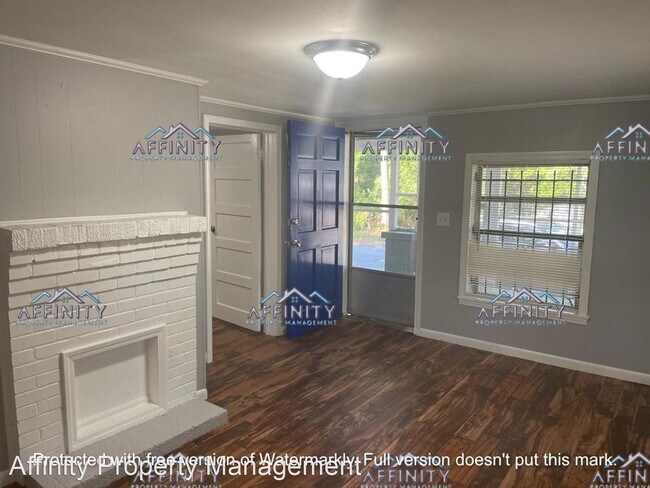 Building Photo - 3 br, 1 bath House - 330 Hortman Ave