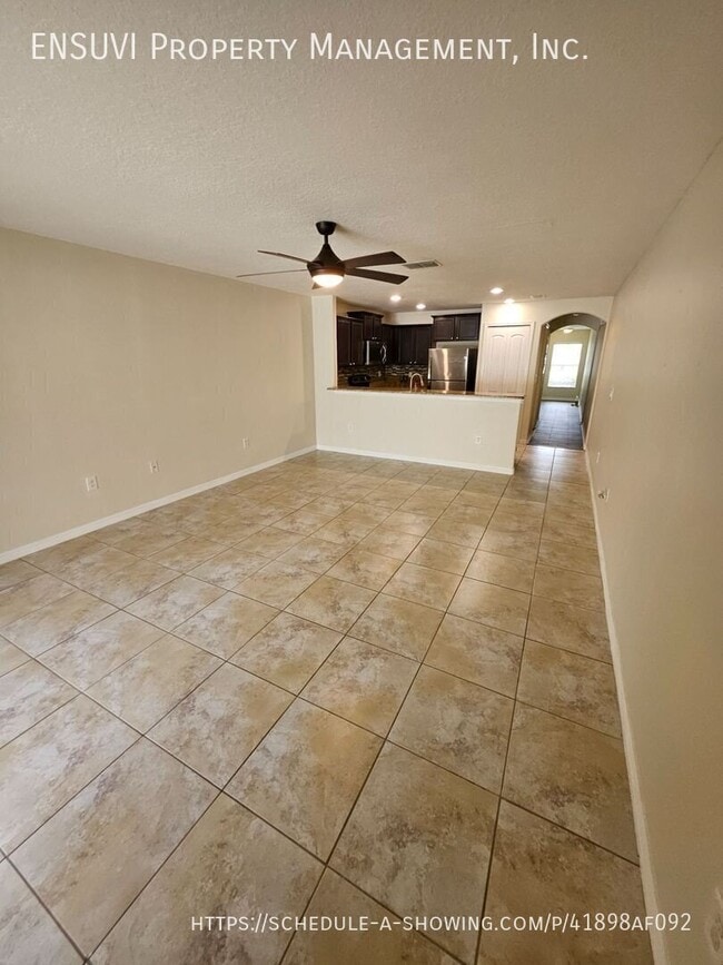 Building Photo - 9732 Trumpet Vine Loop
