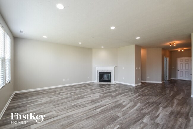 Foto del edificio - 9343 Cobble Ct