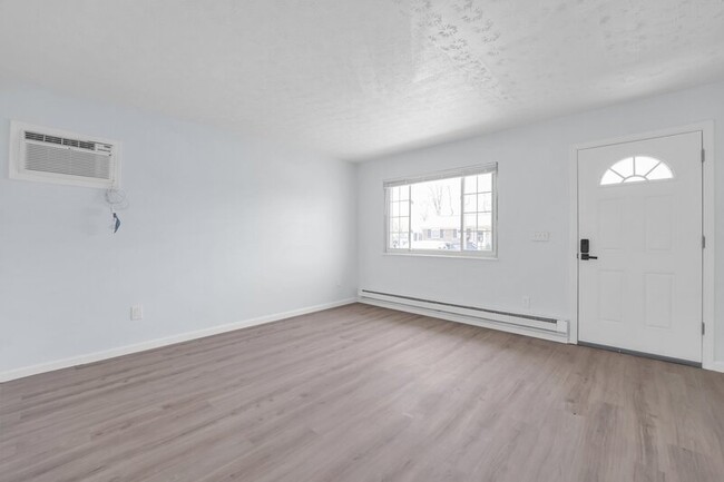 Building Photo - 1500 Old Hickory Dr