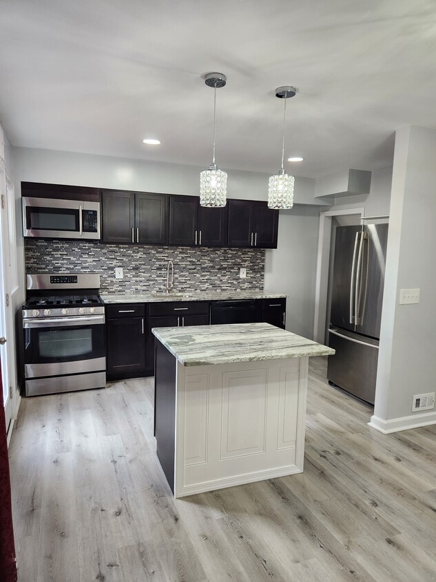 Gourmet Kitchen with Island - 1352 Walker Ave
