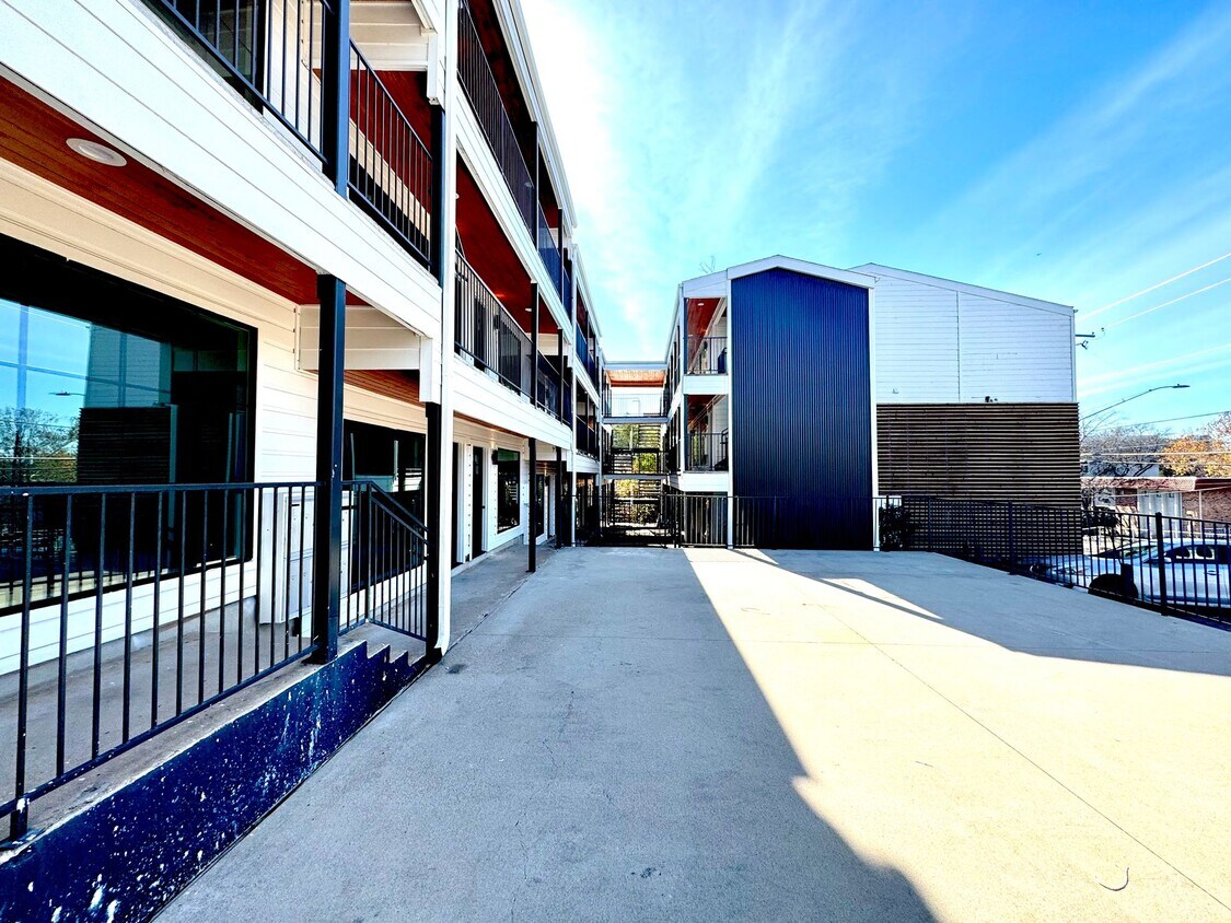 Foto principal - Remodeled Condo 2 Blocks to St. David's Me...
