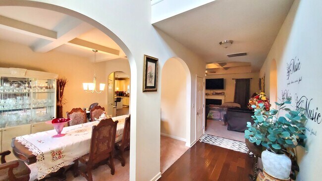 Building Photo - 12364 Centerra Dr