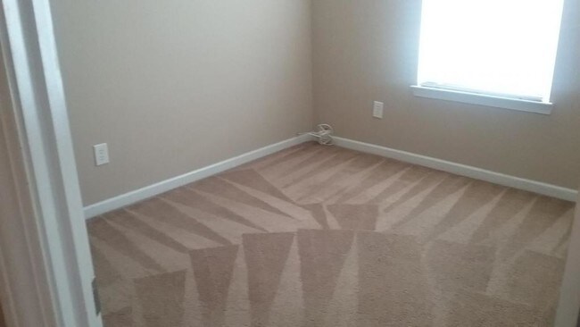 Foto del edificio - 6308 Hickory Lane Circle
