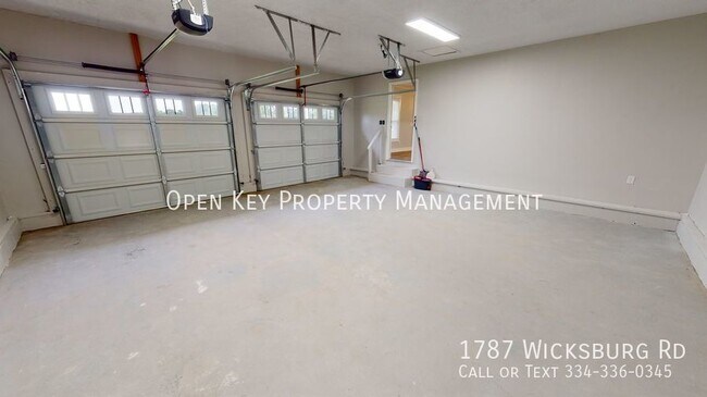 Building Photo - Newly Renovated in Wicksburg School District!