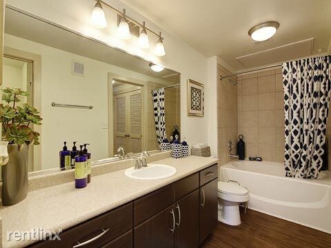 Building Photo - 3 br, 2 bath  - 1780 Grand Ave Parkway